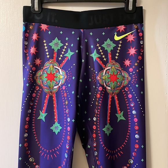 Nike Work out tights Dry-Fit size SMALL (worn once) Burning Man Vibes - Picture 2 of 16